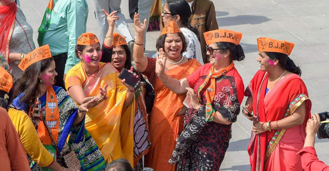 महिला दिन साजरा करण्याचा त्यांना काय अधिकार?